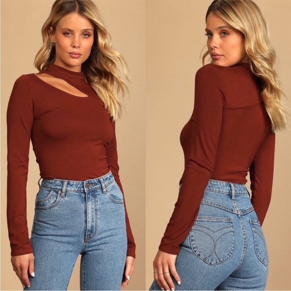 NWT Lulu’s Trendy Upgrade Long Sleeve Mock Neck Cutout Top Rust - Picture 1 of 9